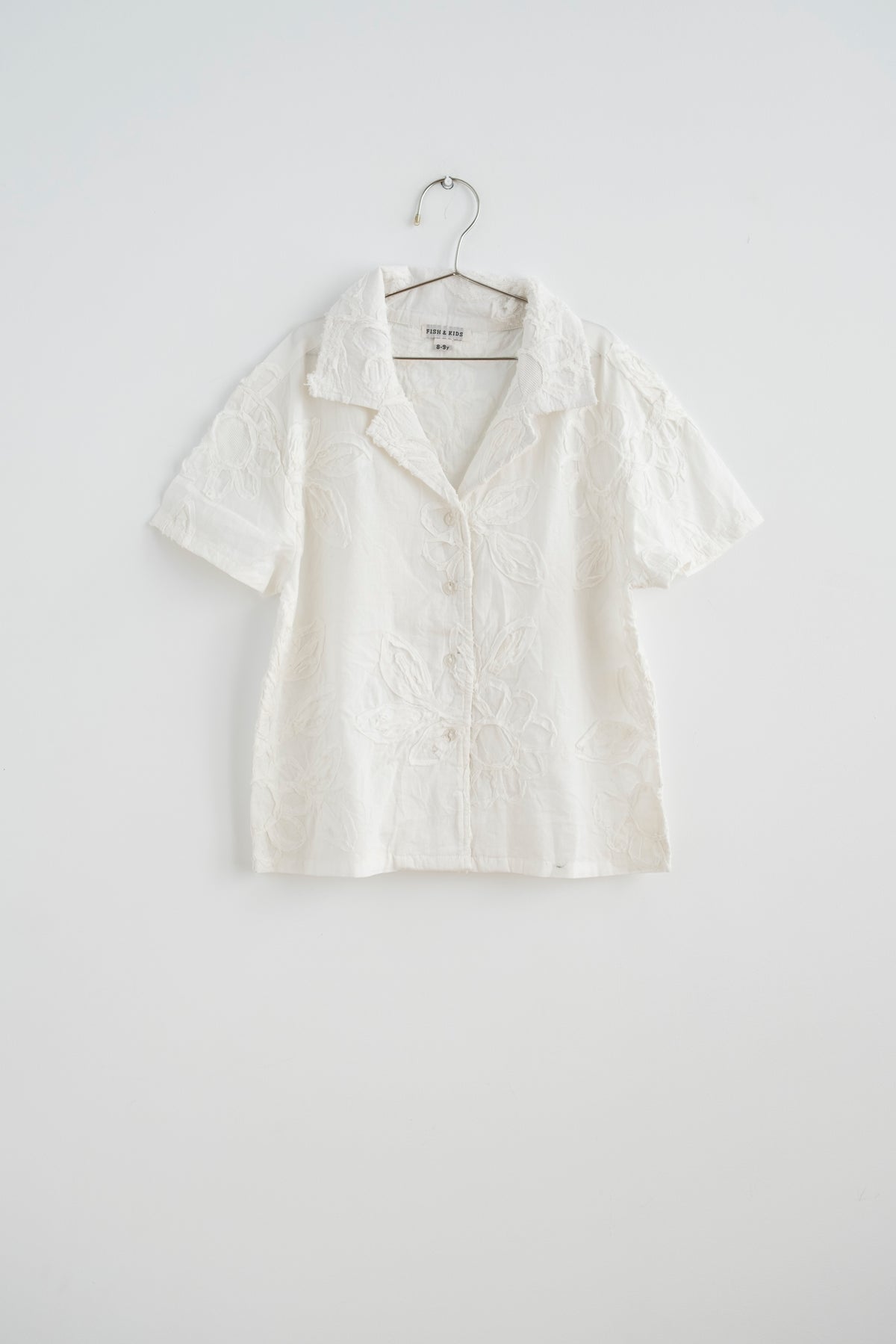 FISH & KIDS / WHITE FLOWERS SHIRT