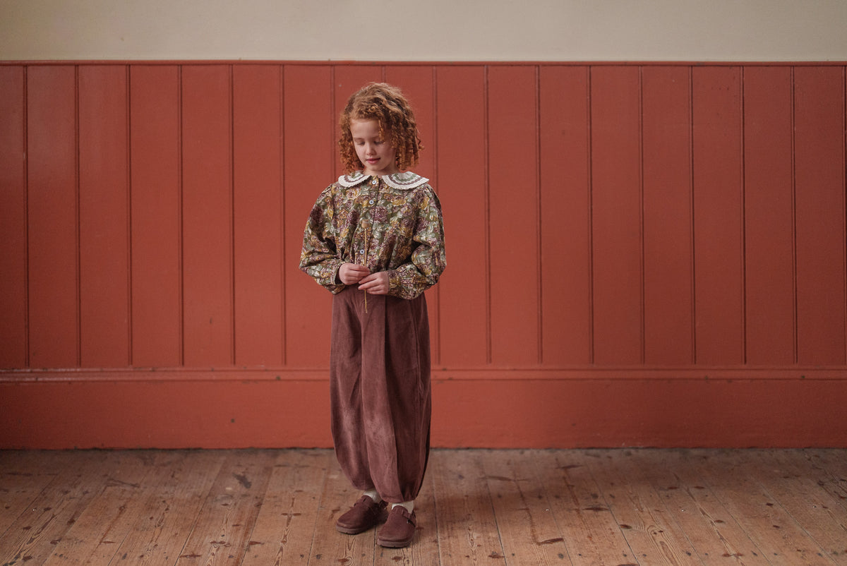 Little Cotton Clothes / Jessica Trousers Velvet in Nutmeg