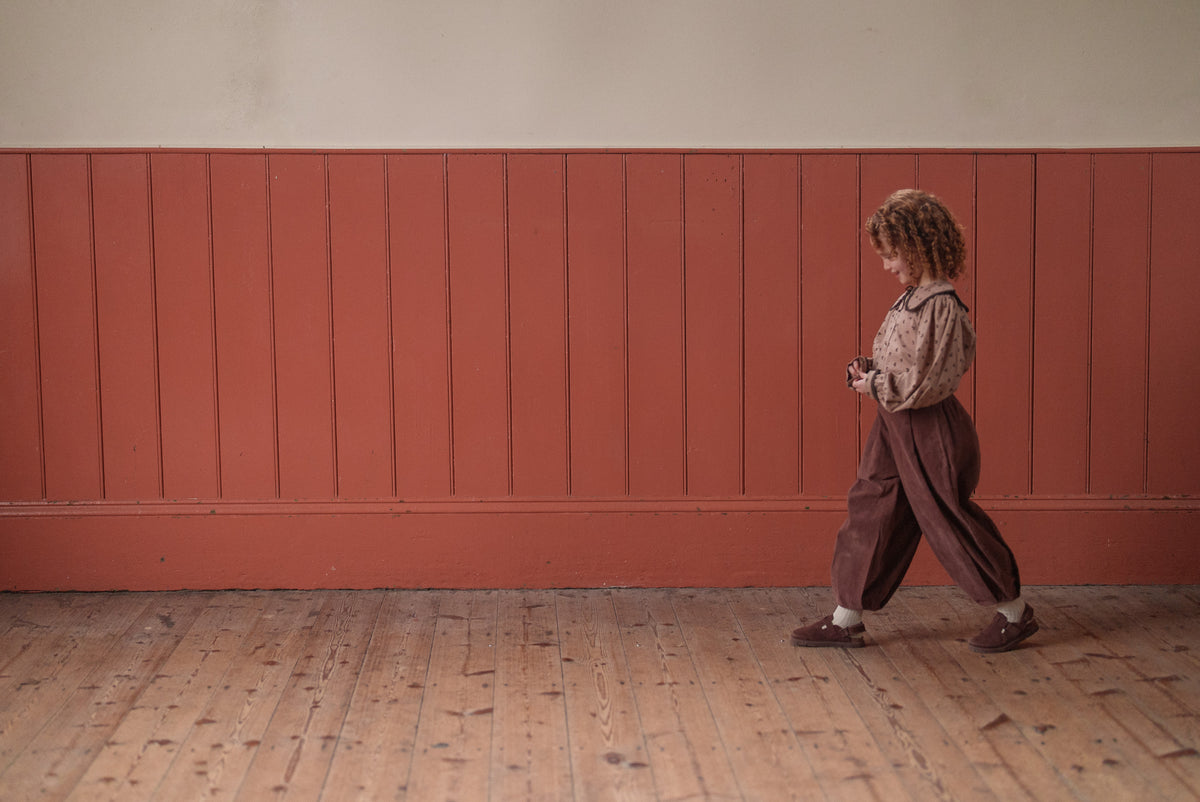 Little Cotton Clothes / Jessica Trousers Velvet in Nutmeg