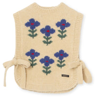 A MONDAY /Norah Vest · True Blue