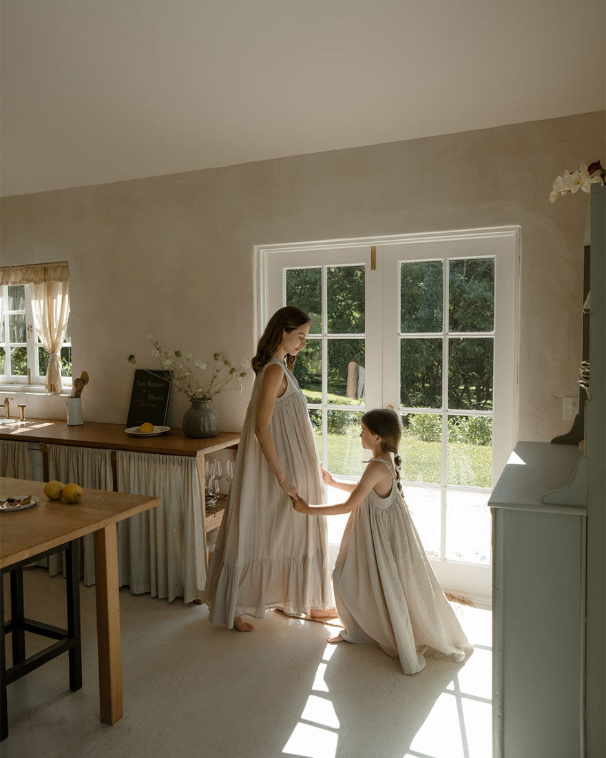 k*i様 sonanddaughter MOURA DRESS 親子リンク k*i様 sonanddaughter MOURA DRESS 親子リンク 𝐌𝐨𝐞 ⌇ 姉妹